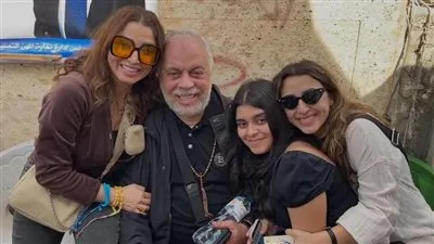 نقيب المهن التمثيلية.. ما لا تعرفه عن أشرف زكي؟