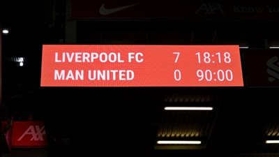 عاجل.. تين هاج يفتح النار بقوة على لاعبي مانشستر يونايتد بعد الخسارة بسباعية أمام ليفربول