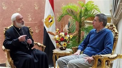 الأنبا باسيليوس يستقبل ممثل هيئة كولونيا الألمانية