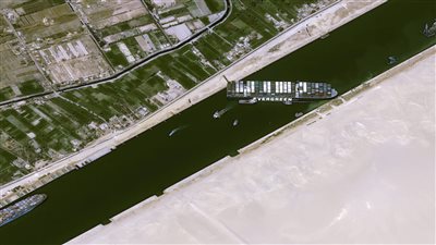 متحدث قناة السويس عن السفينة الجانحة: دون القناة الجديدة الملاحة كانت تعطلت