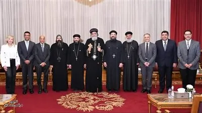 البابا تواضروس يستقبل كهنة ومجلس كنيسة 
