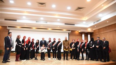  محافظ بورسعيد يُكرم متدربي ومسؤولي مبادرة أمل لضعاف السمع