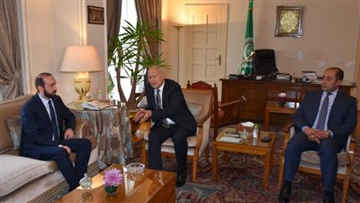 أبو الغيط يبحث مع وزير خارجية أرمينيا سبل تطوير التعاون بين الجانبين