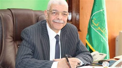 رئيس جامعة المنوفية يوجه بالتحقيق مع دكتور جامعي بشأن إجبار النبى على الصلاة 