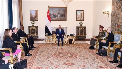 وزير الدفاع الأمريكي يؤكد: حرص الولايات المتحدة على مواصلة التعاون والشراكة الاستراتيجية مع مصر