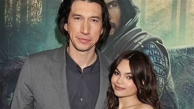 آدم درايفر يحتفل بالعرض الخاص لفيلم 65