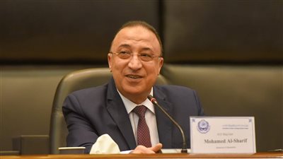 محافظ الإسكندرية يهنىء الغرفة التجارية لحصولها على جائزة الأفضل في العالم 