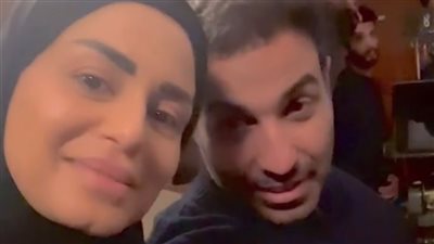 مسلسلات رمضان 2023.. منة فضالي تمازح أحمد فهمي في كواليس 