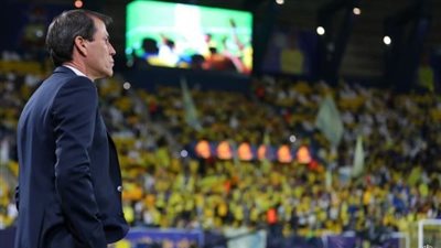 إدارة النصر السعودي تحسم مصير جارسيا قبل ديربي الهلال