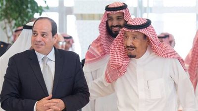 الرئيس السيسي يعزي الملك سلمان وولي عهده