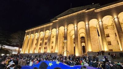 استمرار الاحتجاجات في جورجيا والمعارضة تطرح مطالب جديدة