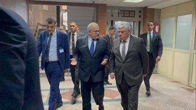 عميد معهد الأورام: دعم كامل للمرضى بجميع فئاتهم