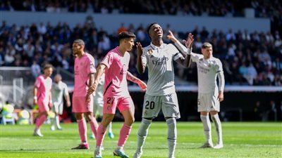 ريال مدريد يتجاوز عقبة إسبانيول في الدوري الإسباني