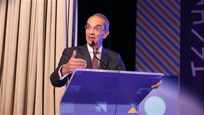 خلال افتتاح قمة 