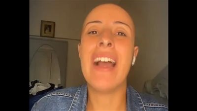 جيلان علاء تتقمص شخصية عمرو أديب في مقطع فيديو مضحك