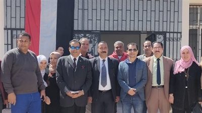 محافظ جنوب سيناء ورئيس قصور الثقافة يتفقدان أعمال تطوير بيت ثقافة رأس سدر