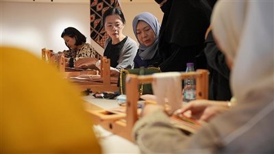 مركز فناء الأول والمعهد الملكي للفنون التقليدية يطلقان ورش عمل السدو