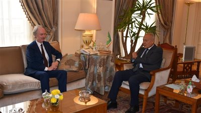 لهذا السبب.. أبو الغيط يلتقي المبعوث الأممي لسوريا 