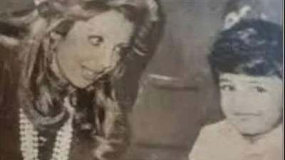 حنية الدنيا فيه لكل البشر.. شهيرة تهنئ نجلها عمرو محمود ياسين بعيد ميلاده