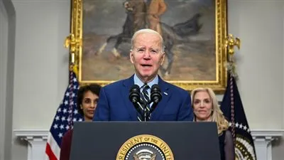 بعد إفلاس بنكين.. بايدن يتعهد بمحاسبة المسؤولين