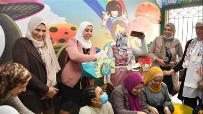 بنات عين شمس فى مستشفى الأطفال بالدمرداش