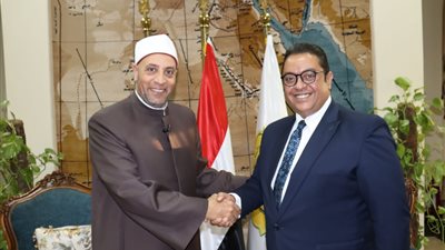 معهد إعداد القادة يستكمل البرنامج التدريبي عن تحصين الفكر