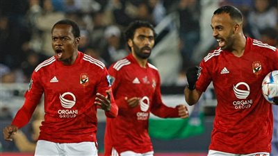 خوفا من سيناريو بواليا.. الأهلي يحسم الجدل حول ضم أجانب من الدوري المصري