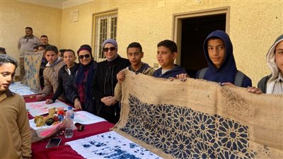 دور الفنون في الحفاظ على التراث بقافلة ثقافة الجيزة لأبناء الواحات البحرية 