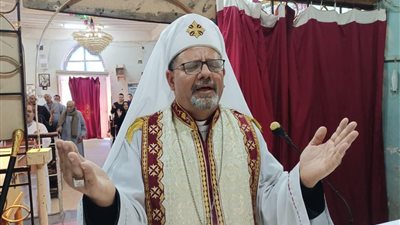 الأنبا بشارة جودة يترأس القداس الإلهي بكنيسة السيدة العذراء ببني عبيد