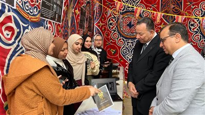 التصميم المعماري وتكنولوجيا البناء.. ورشة عمل لطلاب عمارة المنصورة الجديدة |صور