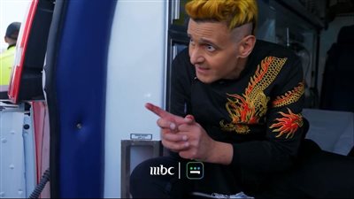 عاجل.. إصابة رامز جلال في قدمه بسبب محمد رمضان وغناء الأخير 