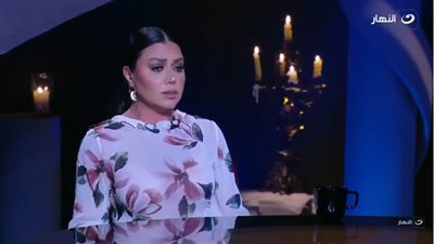 رانيا يوسف تفتح النار على نادية الجندي: 