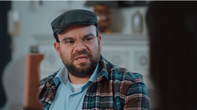 محمد عبد الرحمن يحاول الهرب من القاتل في 'كشف مستعجل'