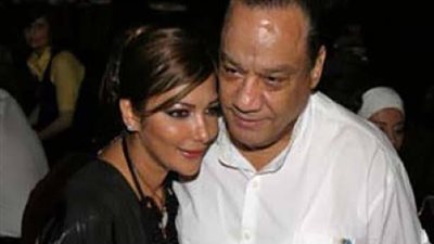 حلمي بكر يفتح النار على أصالة: 'هبلة ومسكوها طبلة'