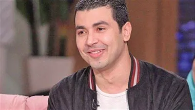 محمد أنور ممازحًا أحمد سعد: 