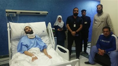 باحث يحصل على الدكتوراه من داخل 