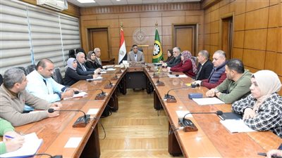 تشكيل لجنة لتحديد أكثر المصانع ضررا بالبيئة في الدقهلية