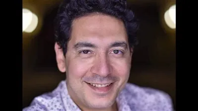 في اليوم العالمي للمسرح.. المخرج إسلام إمام:نسعى أن تتسع مساحة الحلم لتشمل كل طفل في مدرسته وطالب في جامعته