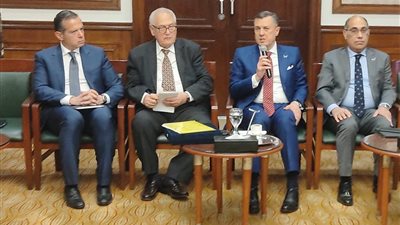 «بإفطار الكتاب السياحيين».. الوزير يوضح قانون المنشآت الجديدة وتسهيلات التأشيرة السياحية 