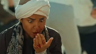 بعد وفاة ابنها وارتداء ثوب الرجال.. علقت موت لـ 