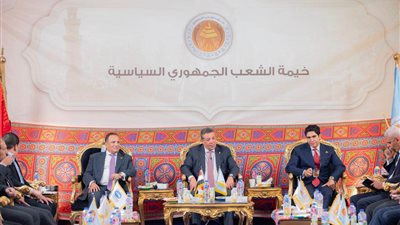 طاولة نقاش ثرية تحتضنها 