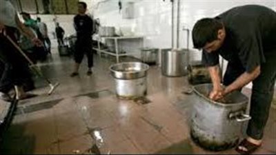 سجون لبنان مهددة بمجاعة.. أنباء عن قطع الطعام بدءًا من 4 أبريل المقبل