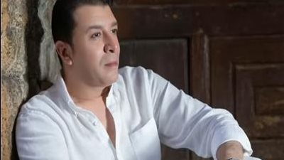 أبرزها رفض تلقيبه لويجز بالمطرب وتصريحاته عن منصبه كنقيب.. تفاصيل حلقة مصطفى كامل في 