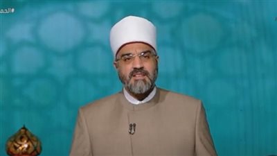 الإفتاء توضح حكم إخراج شخص مديونا زكاة المال (فيديو)