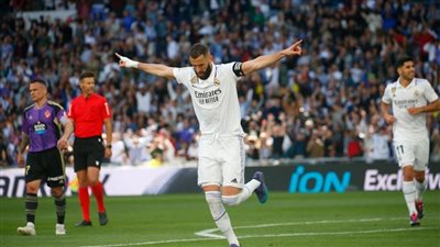 هاتريك بنزيما يقود ريال مدريد لاكتساح بلد الوليد في الدوري الإسباني