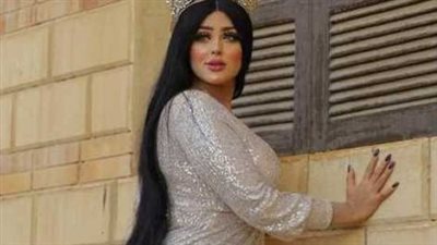 نيابة الإسكندرية تقرر حبس سلمى الشيمي لنشرها فيديوهات خادشة على السوشيال ميديا 