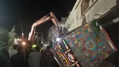 قرار إخلاء لمنزل بقرية درين والعرض على لجنة المنشآت الآيلة للسقوط بالدقهلية 