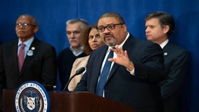 المدعي العام من قلب محاكمة ترامب:  لا أهتم بالسياسة عند اتخاذ قرار بشأن توجيه التهم