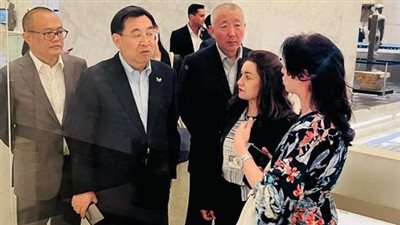 وزير الثقافة والسياحة الصيني يختتم زيارته لمصر بجولة في متحف الحضارة بالفسطاط