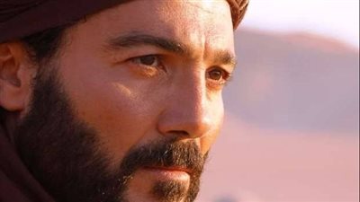 خالد النبوي يرفض طلب وليد فواز ويبدأ درسه بالتشاور.. أحداث الحلقة 14 من مسلسل 